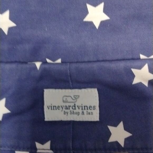 Vineyard Vines  - Picture 4 of 5